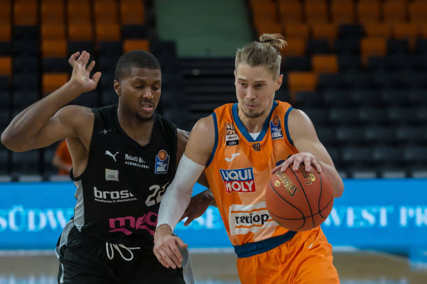 现的背后故 现的背后故