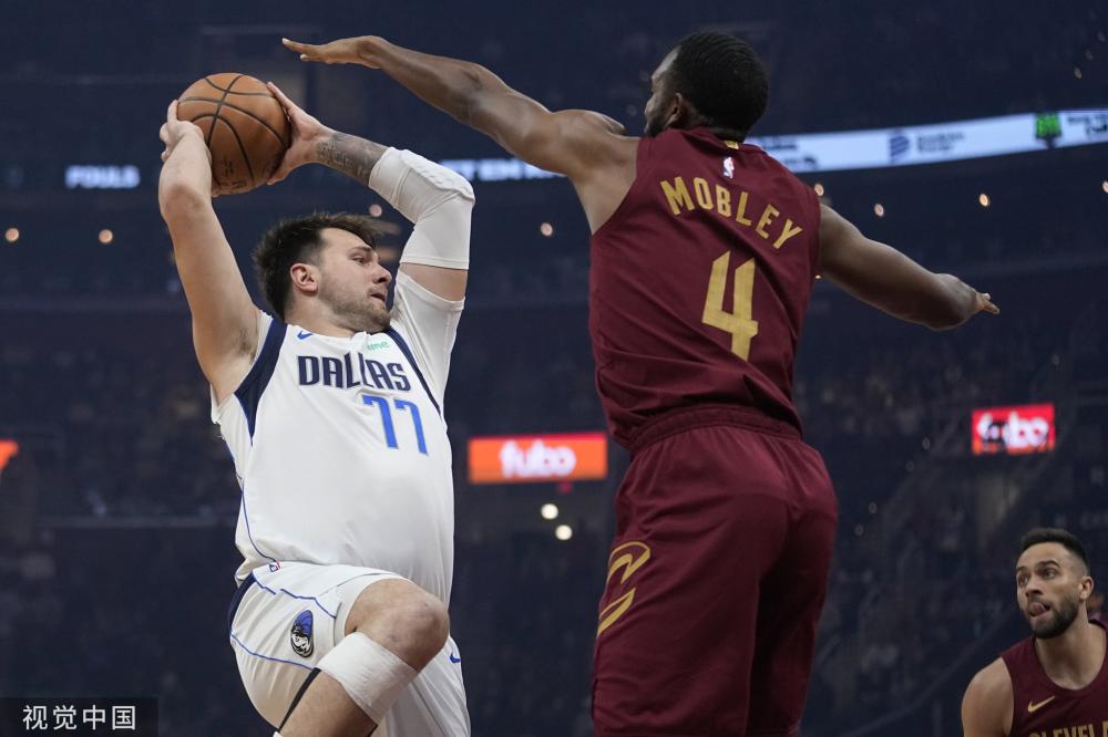 他年少成名 他年少成名