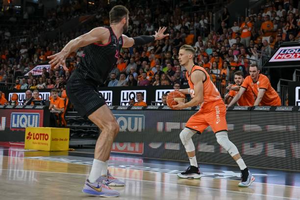 来篮球发展 来篮球发展